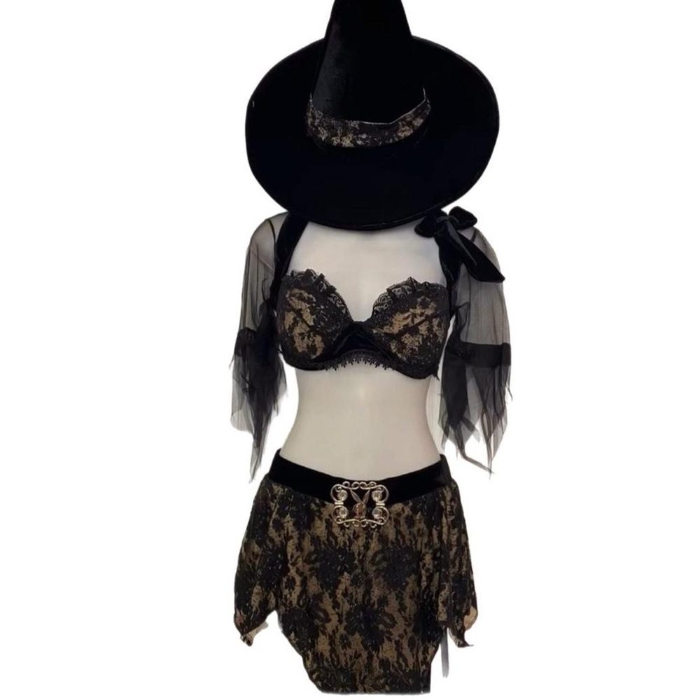 Playboy vintage 2000s Costume Collection Rich Witch full set NWT